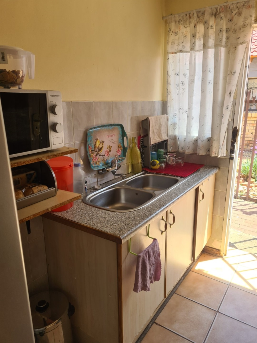 To Let 3 Bedroom Property for Rent in Ehrlich Park Free State